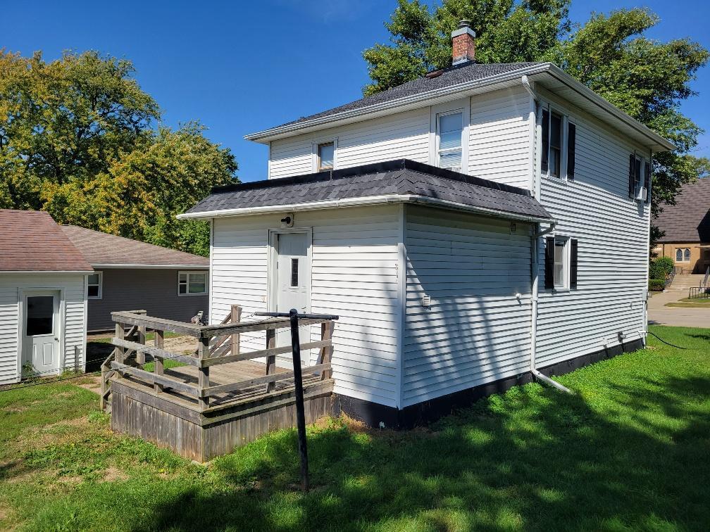 96 7th Street Southwest Wells, MN 56097 - Photo 3 of 20