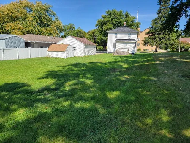 $150,000 | 96 7th Street Southwest, Wells, MN 56097