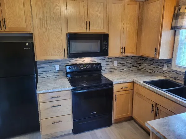 $145,000 | 96 7th Street Southwest, Wells, MN 56097