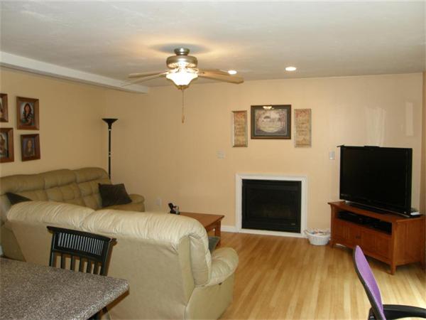 27 Cushing Road Webster, MA 01570 - Photo 7 of 30 Gallery Image 7