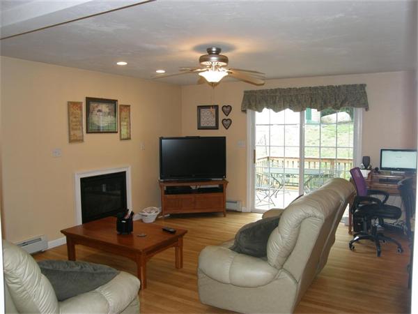 27 Cushing Road Webster, MA 01570 - Photo 8 of 30 Gallery Image 8