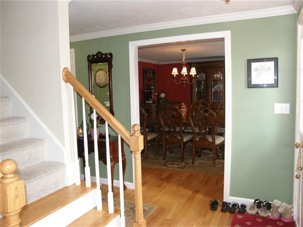 27 Cushing Road Webster, MA 01570 - Photo 10 of 30 Gallery Image 10