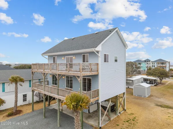 $987,000 | 8020 8th Street, Surf City, NC 28445