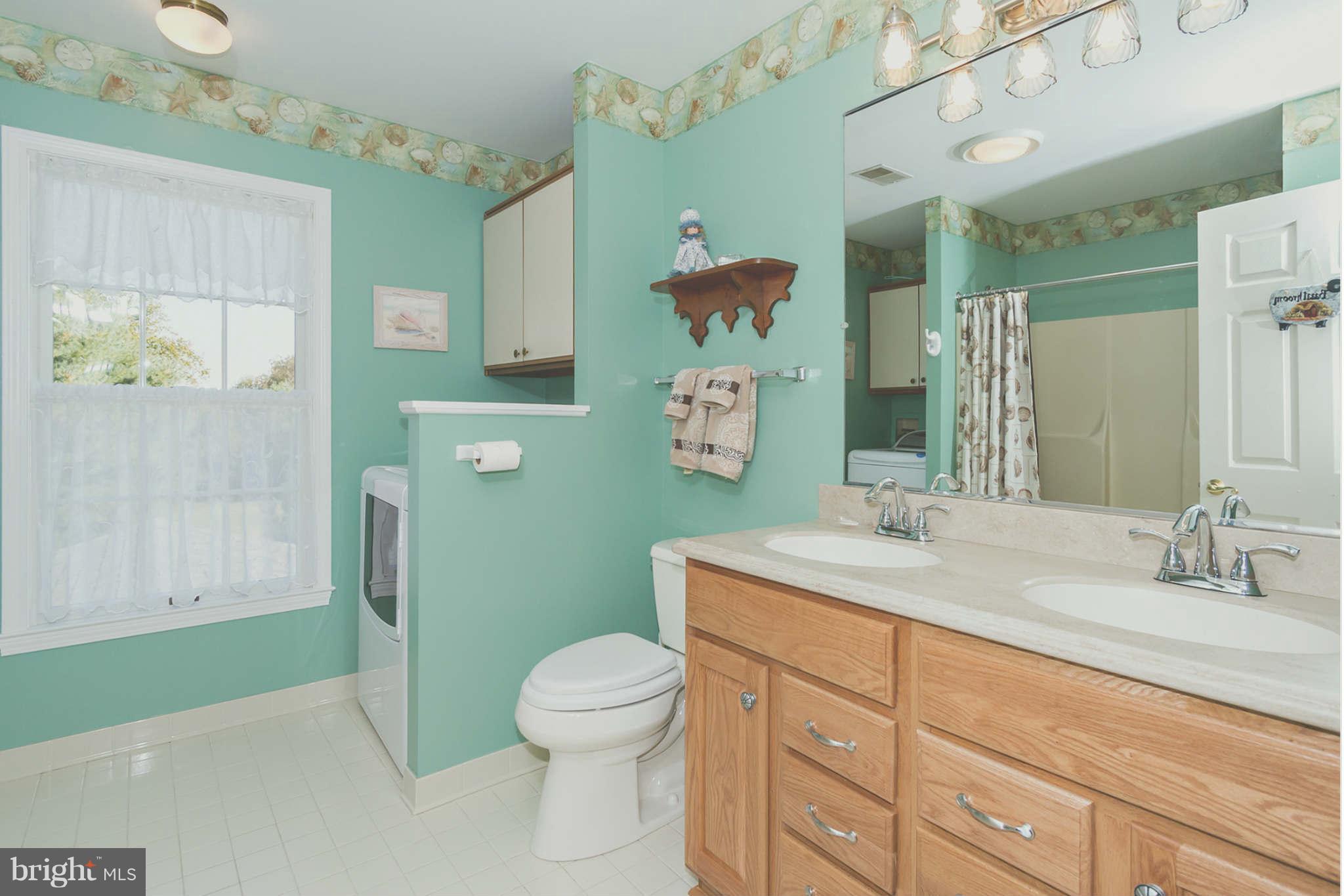 4531 Rutherford Way Dayton, MD 21036 - Photo 15 of 26 2nd Full Bathroom with Washer & Dryer
