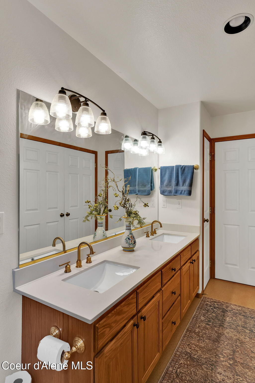 204 North Quail Run Sandpoint, ID 83864 - Photo 21 of 55 Bathroom 2