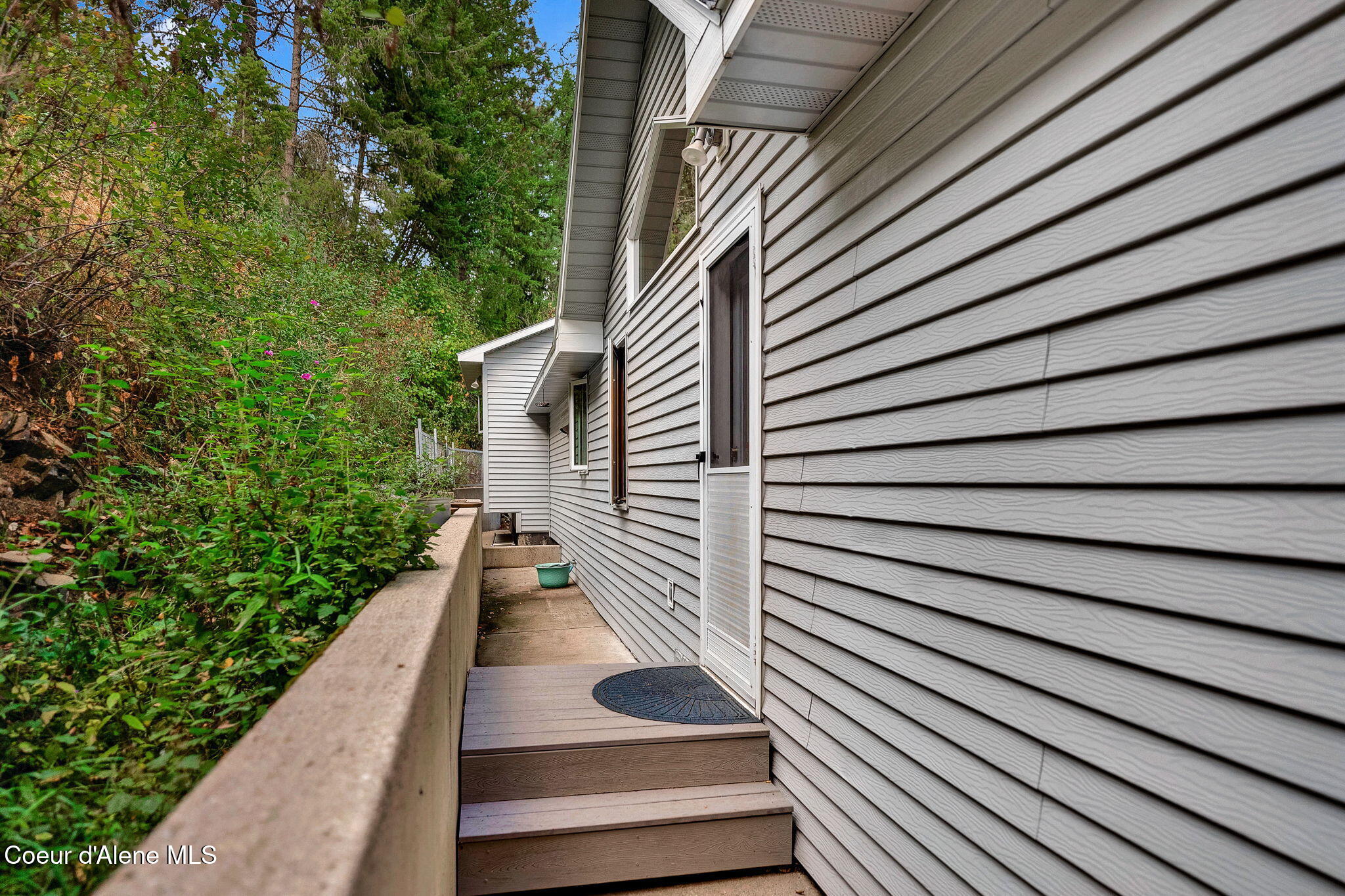 204 North Quail Run Sandpoint, ID 83864 - Photo 41 of 55 Back of House