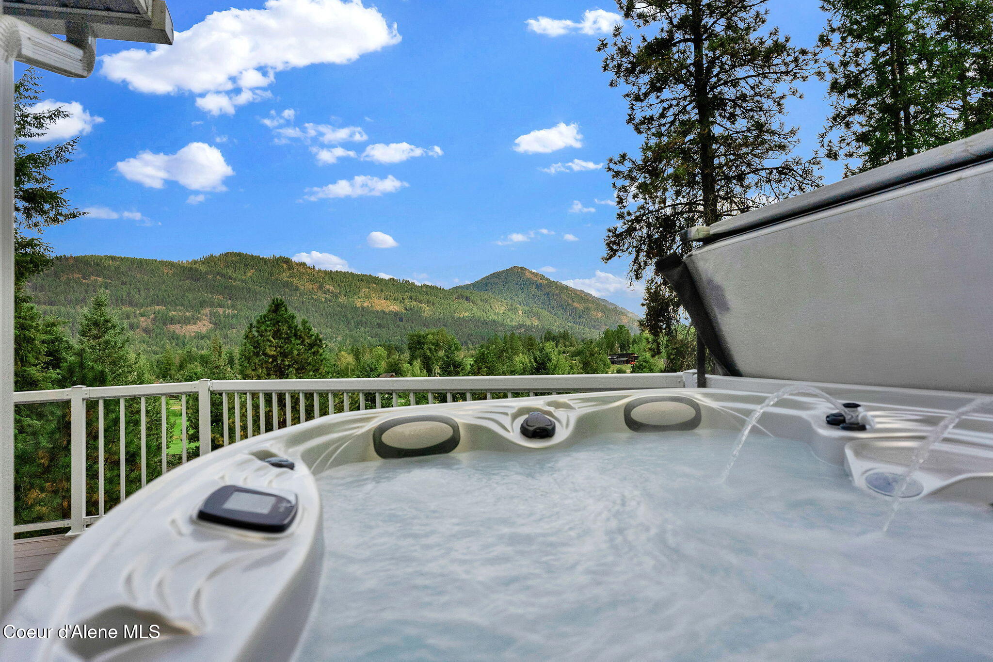 204 North Quail Run Sandpoint, ID 83864 - Photo 52 of 66 Hot Tub