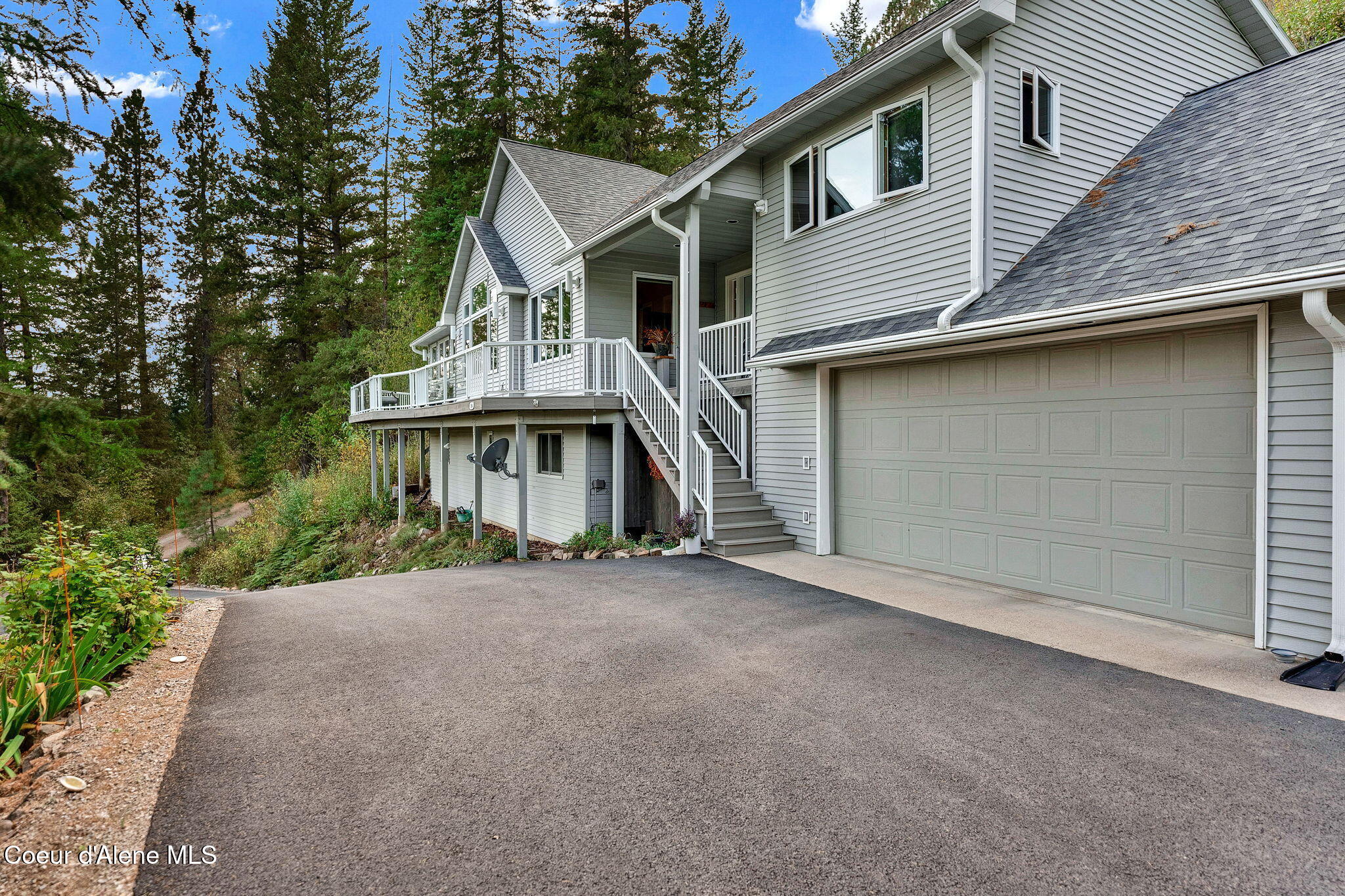 204 North Quail Run Sandpoint, ID 83864 - Photo 7 of 55 Front of House