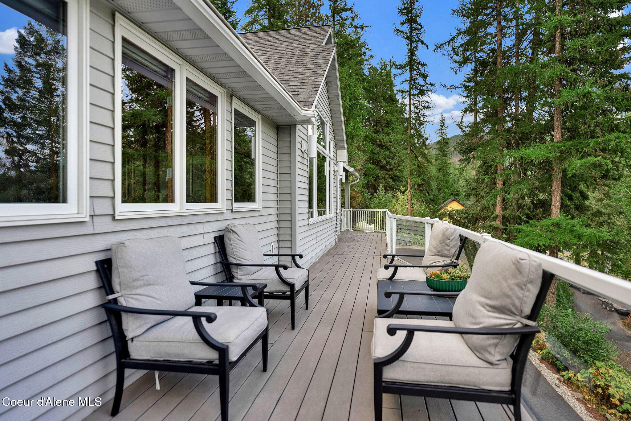 204 North Quail Run Sandpoint, ID 83864 - Photo 9 of 55 Front Deck