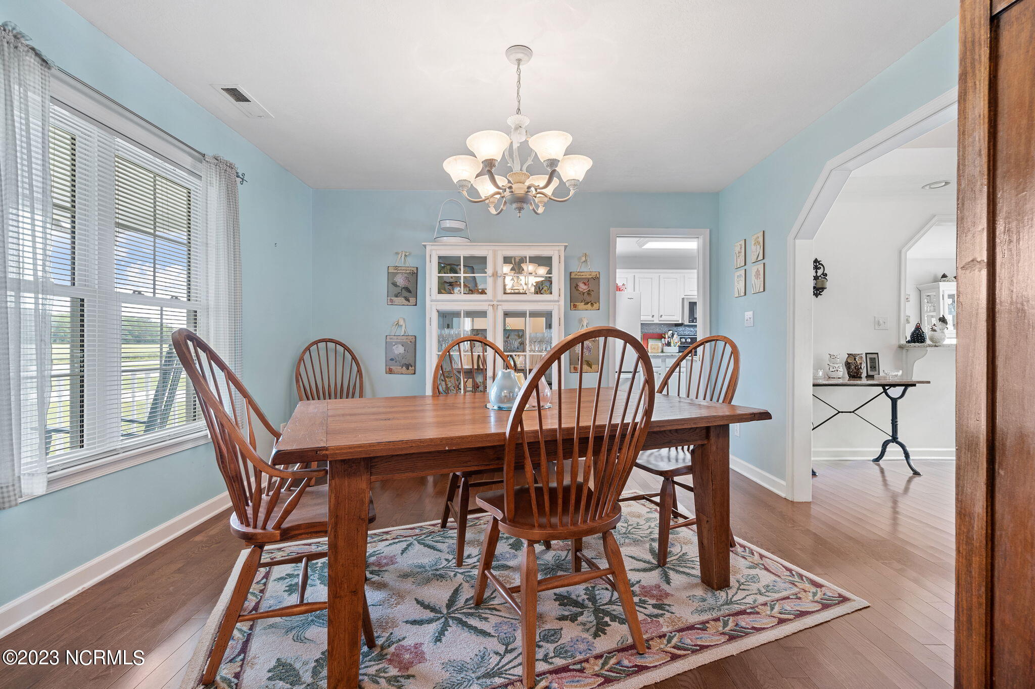 152 Country Club Road Camden, NC 27921 - Photo 8 of 44 Dining area
