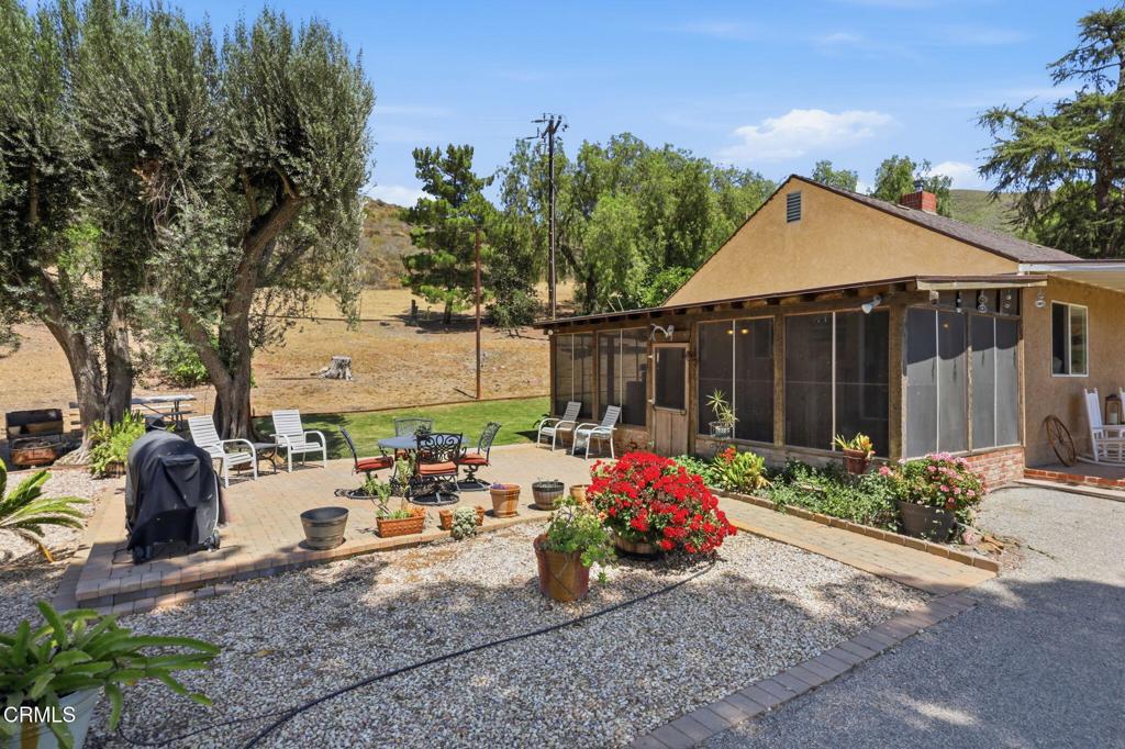 16840 Anlauf Road Santa Paula, CA 93060 - Photo 9 of 56