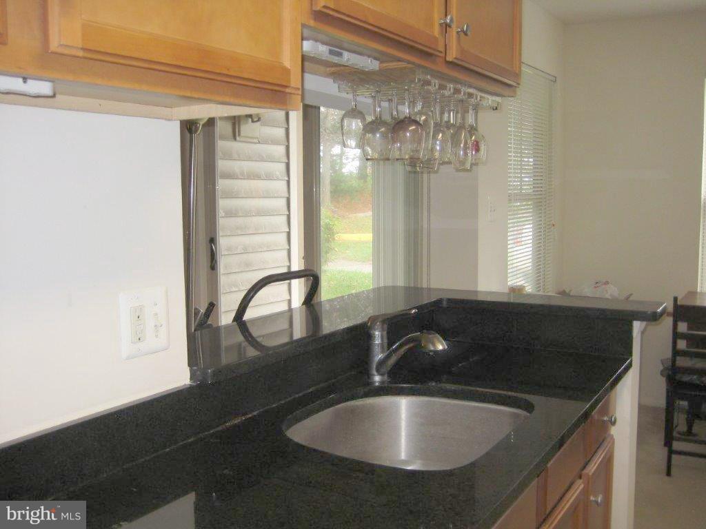 1730 Ascot Way, Unit A Reston, VA 20190 - Photo 6 of 18 Granite counter