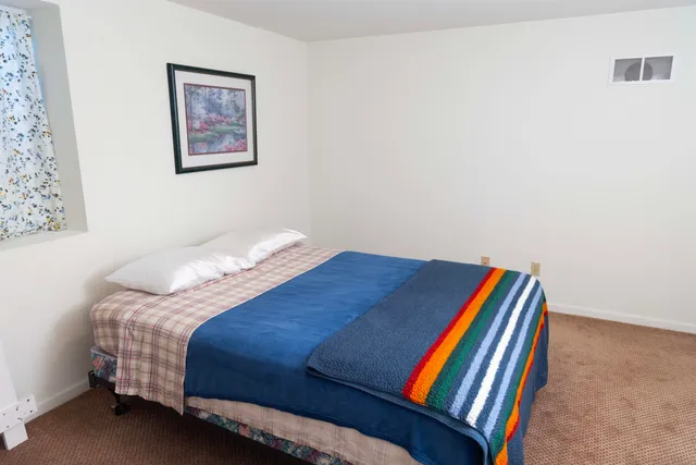 $1 | 306 West Leonard Street, Watertown, WI 53098