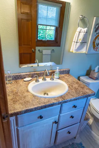 $1 | 306 West Leonard Street, Watertown, WI 53098