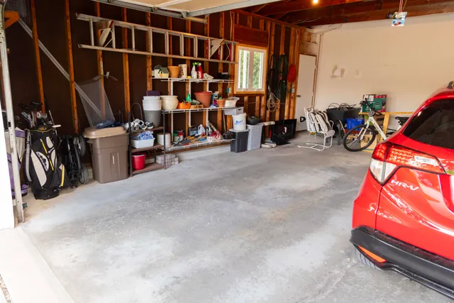 $1 | 306 West Leonard Street, Watertown, WI 53098