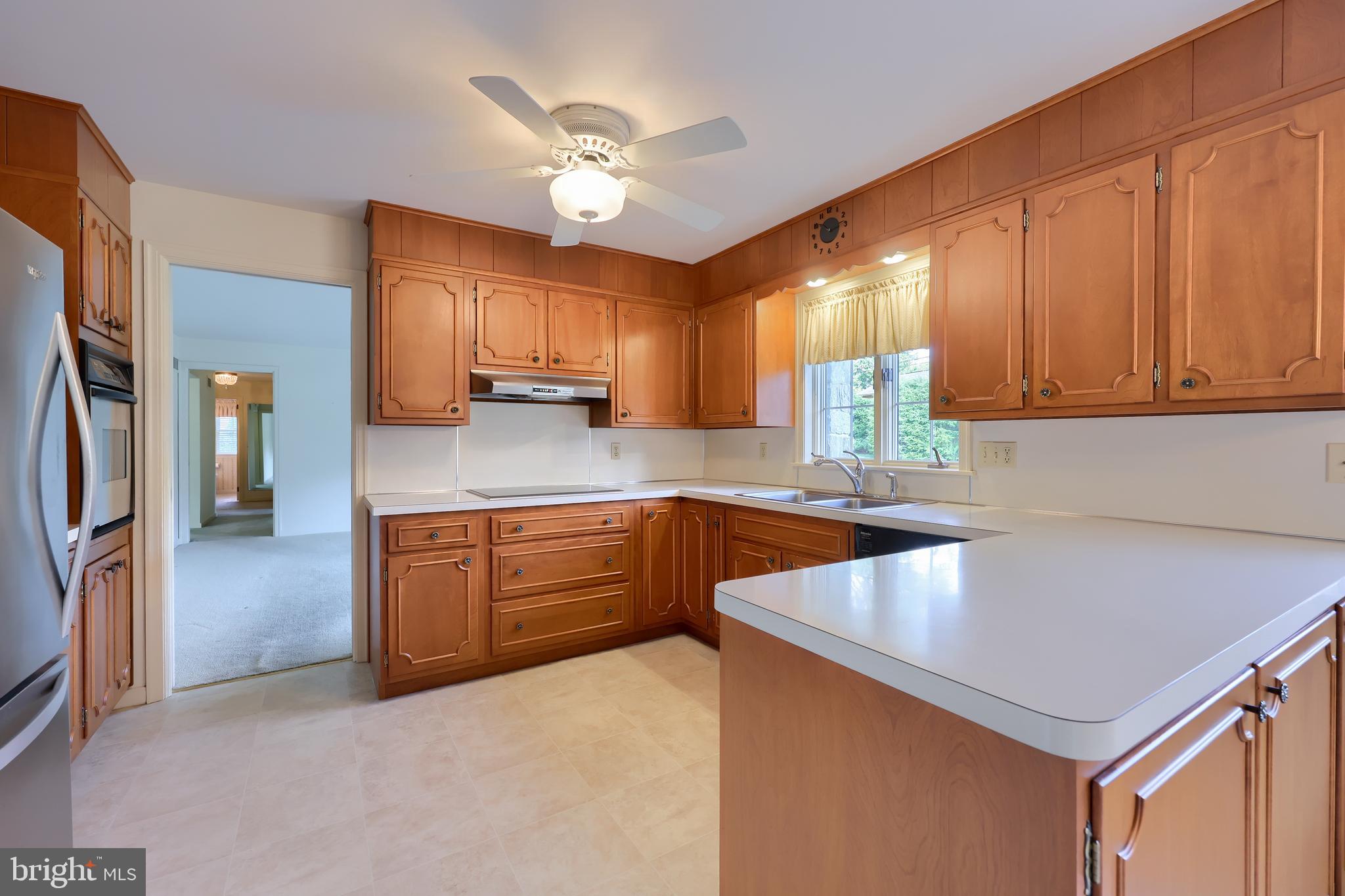 701 Pershing Avenue Ephrata, PA 17522 - Photo 16 of 39