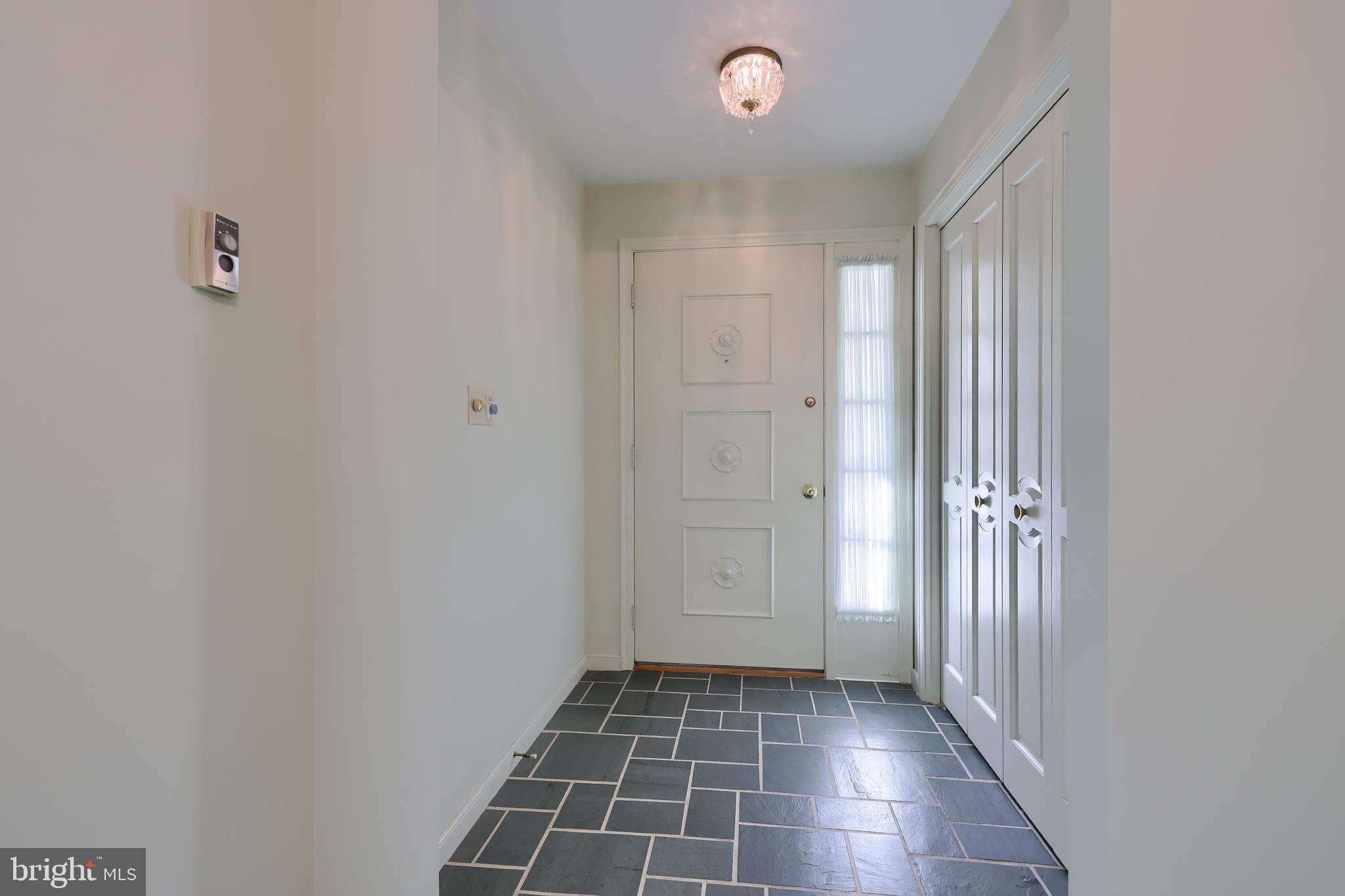 701 Pershing Avenue Ephrata, PA 17522 - Photo 5 of 39