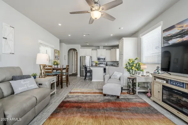 $184,000 | 650 North Hawes Road, Unit 3215, Mesa, AZ 85207