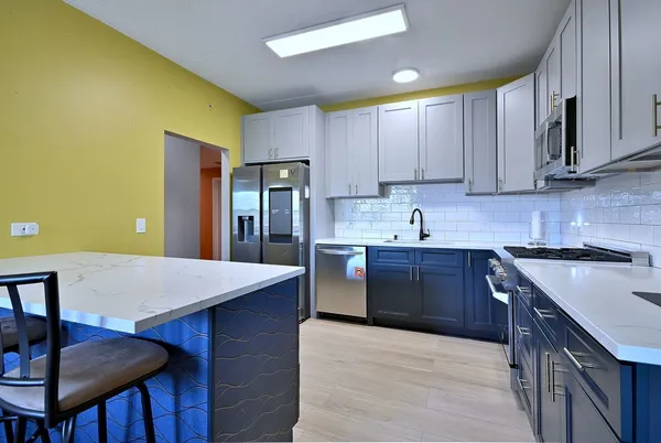 $339,000 | 9670 Franklin Avenue, Unit 213, Franklin Park, IL 60131