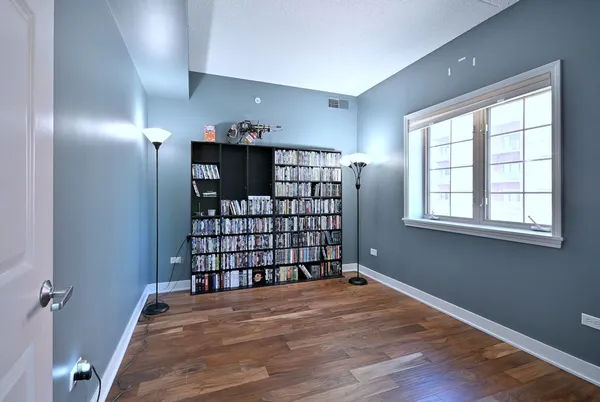 $339,000 | 9670 Franklin Avenue, Unit 213, Franklin Park, IL 60131
