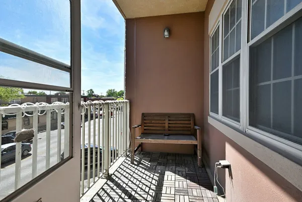 $339,000 | 9670 Franklin Avenue, Unit 213, Franklin Park, IL 60131