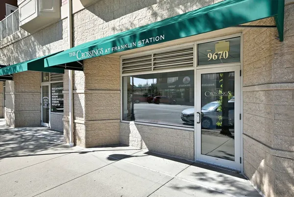 $339,000 | 9670 Franklin Avenue, Unit 213, Franklin Park, IL 60131