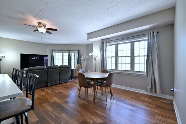 $339,000 | 9670 Franklin Avenue, Unit 213, Franklin Park, IL 60131