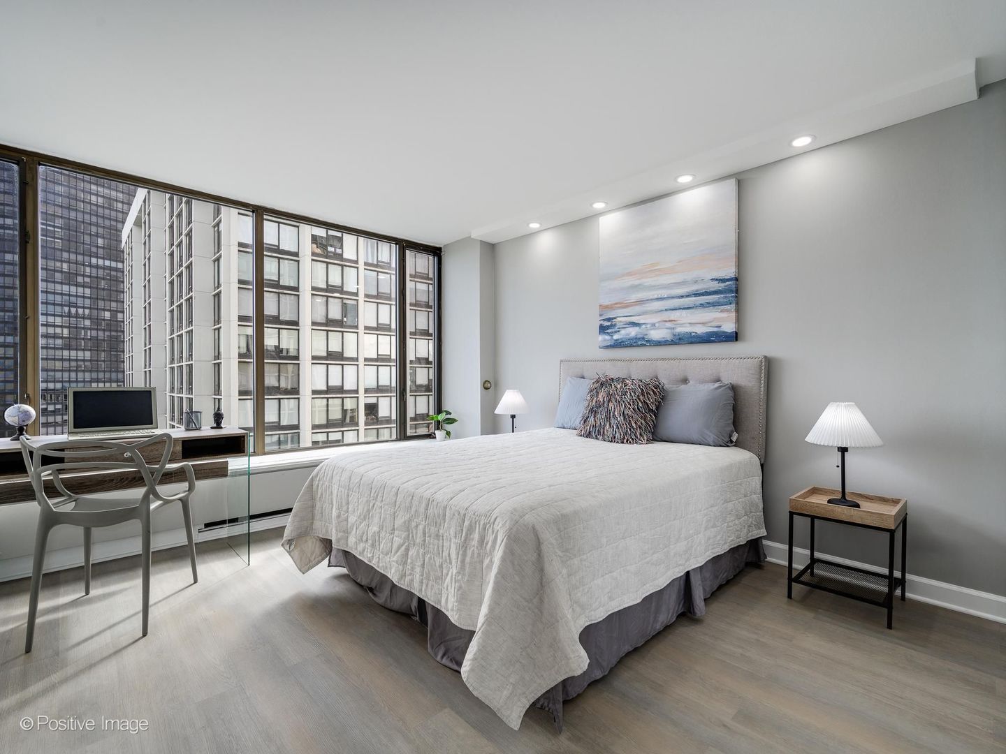 5455 North Sheridan Road, Unit 3106 Chicago, IL 60640 - Photo 15 of 32 Gallery Image 15