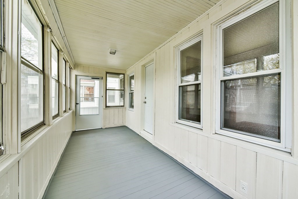 11-13 Phoenix Street Springfield, MA 01104 - Photo 4 of 17