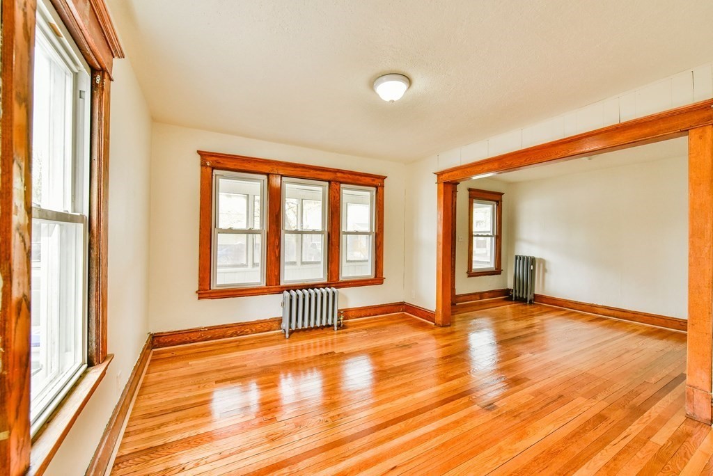 11-13 Phoenix Street Springfield, MA 01104 - Photo 9 of 17