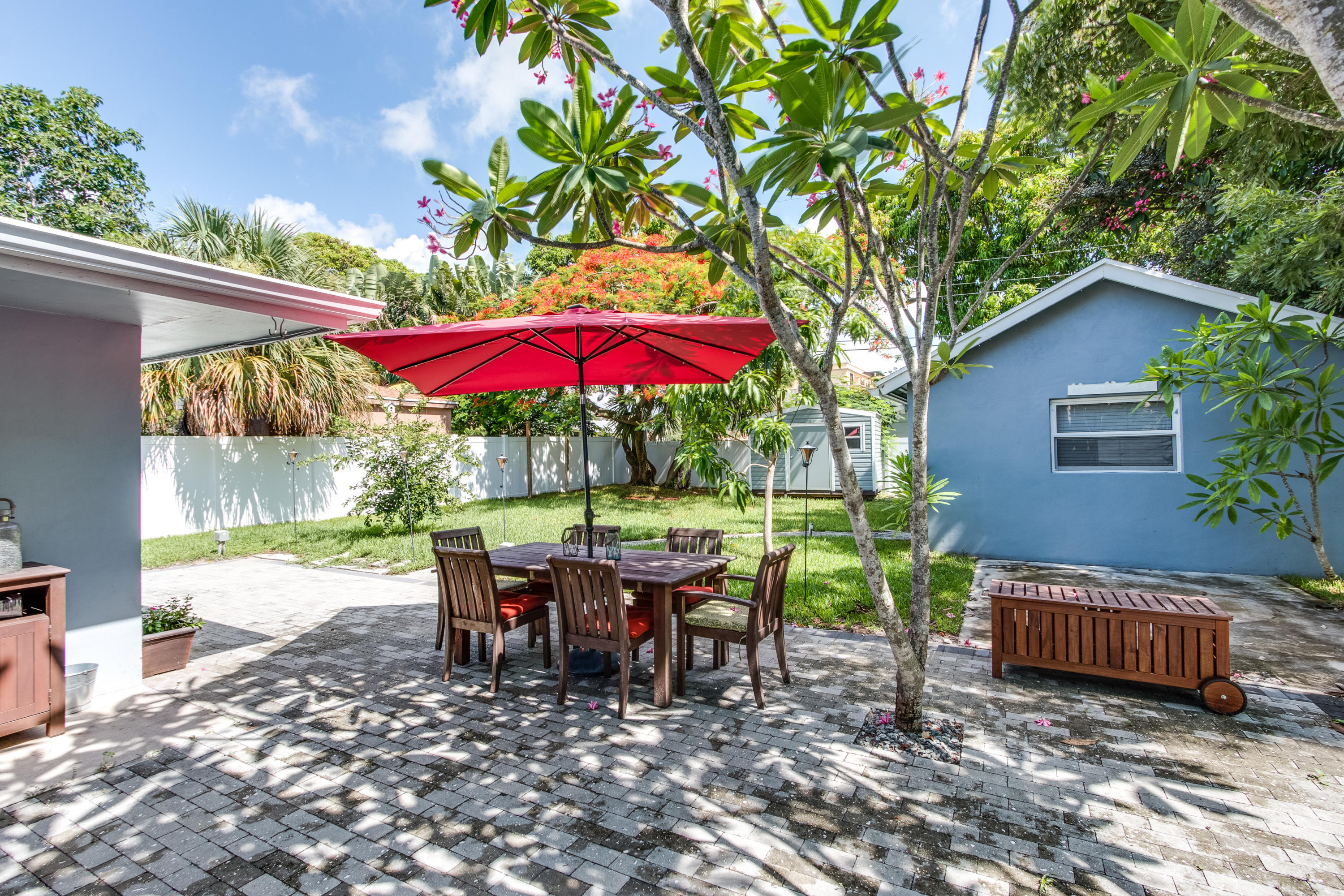 351 Southwest 2nd Street Boca Raton, FL 33432 - Photo 25 of 37 Yard