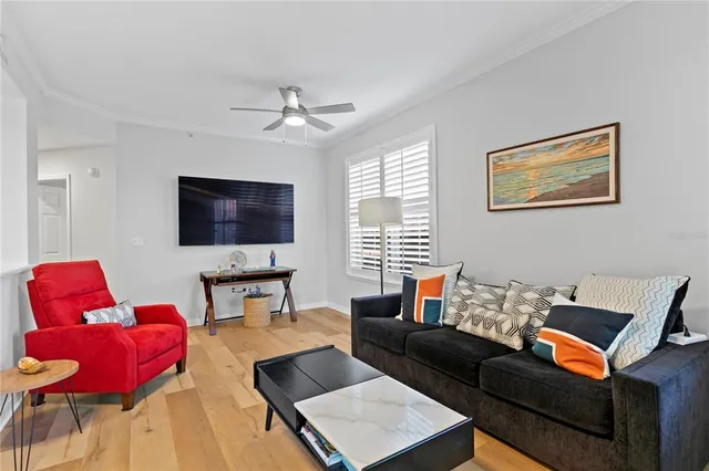 a view of a house with backyard and porch