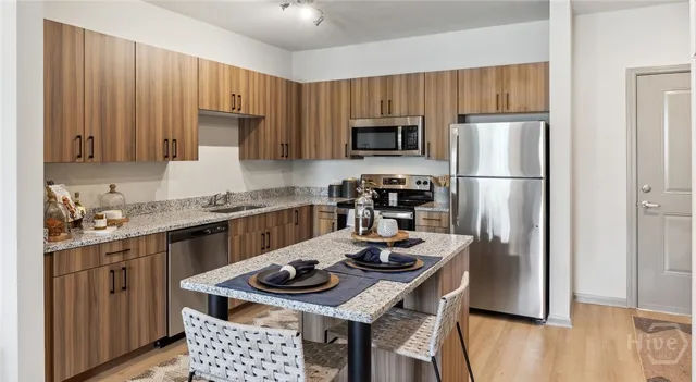 $1,995 | 1000 Chatham Center S Drive, Unit C1, Savannah, GA 31405