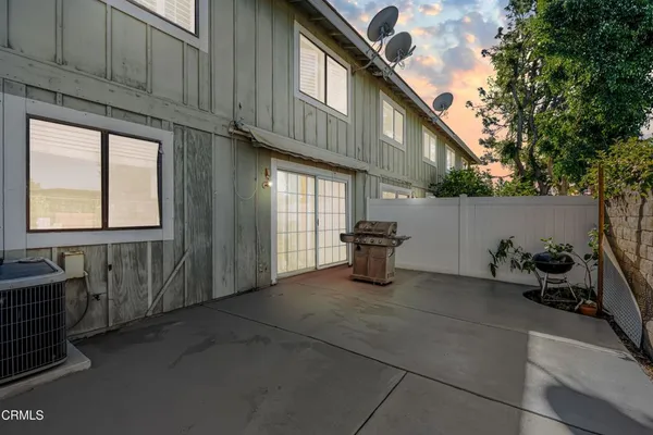 a view of a back yard of the house