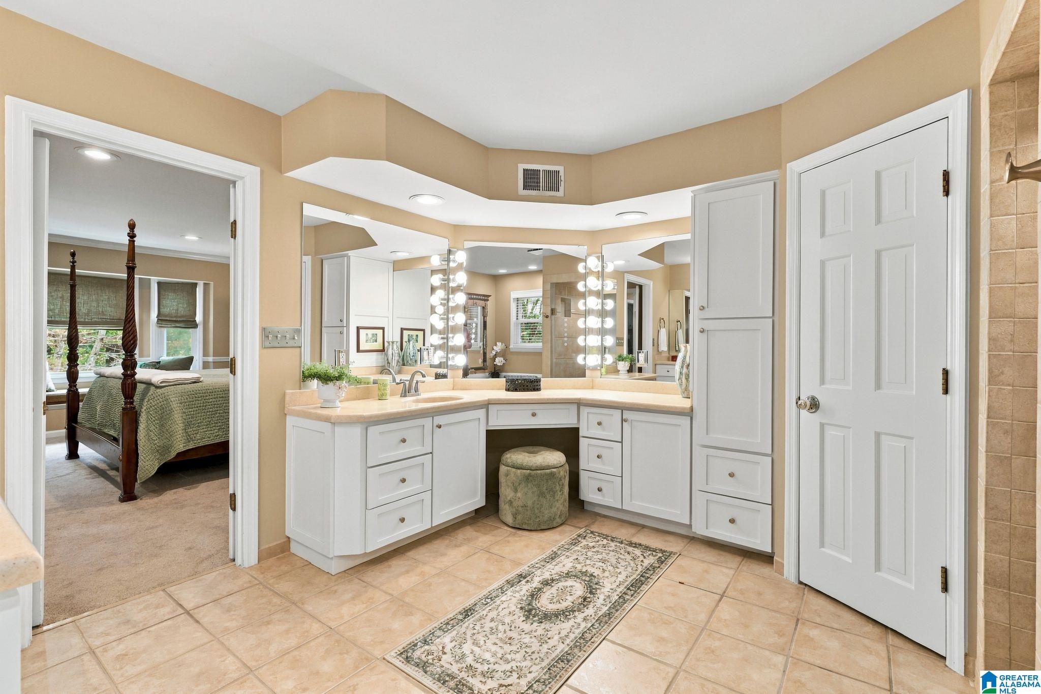2570 Acton Road, Unit 102 Birmingham, AL 35243 - Photo 29 of 60 Gallery Image 29