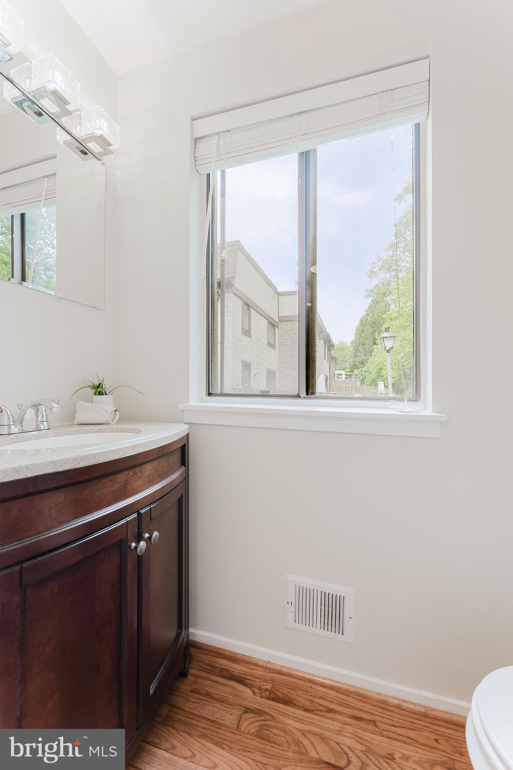 2840 Jermantown Road, Unit 45 Oakton, VA 22124 - Photo 25 of 44
