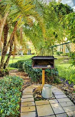 $235,000 | 123 Yacht Club Way, Unit 207, Hypoluxo, FL 33462