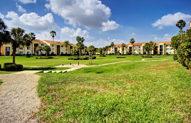 $235,000 | 123 Yacht Club Way, Unit 207, Hypoluxo, FL 33462