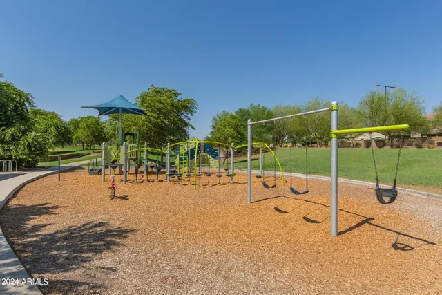 $3,250 | 21366 West Almeria Road, Buckeye, AZ 85396