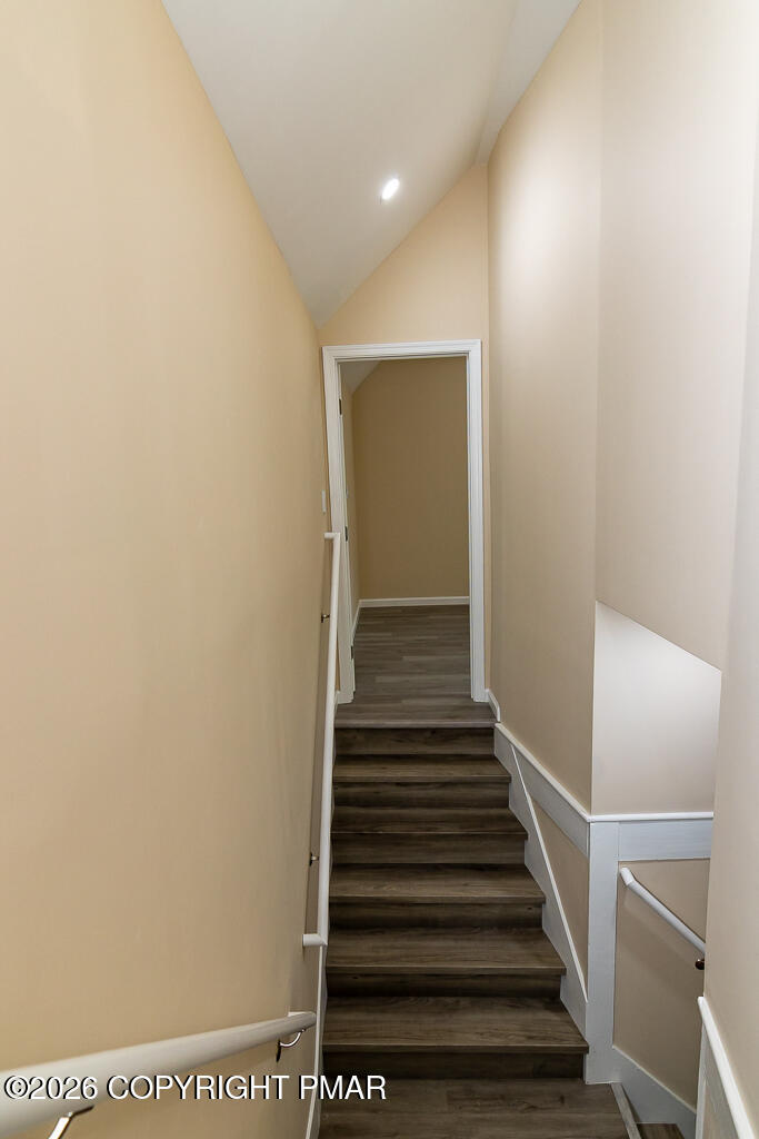 174 Sand Spring Road Cresco, PA 18326 - Photo 24 of 40 2nd Floor