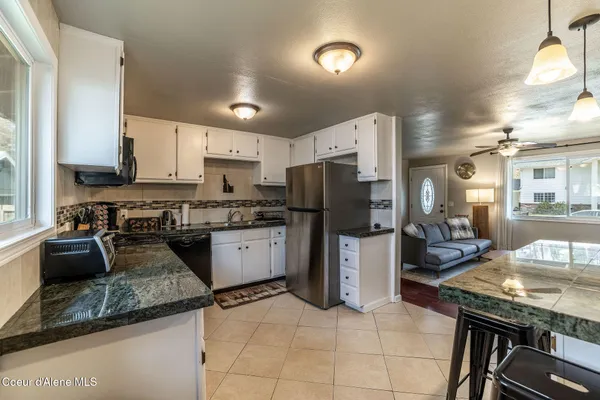 $537,500 | 1041 North 17th Street, Coeur D'Alene, ID 83814