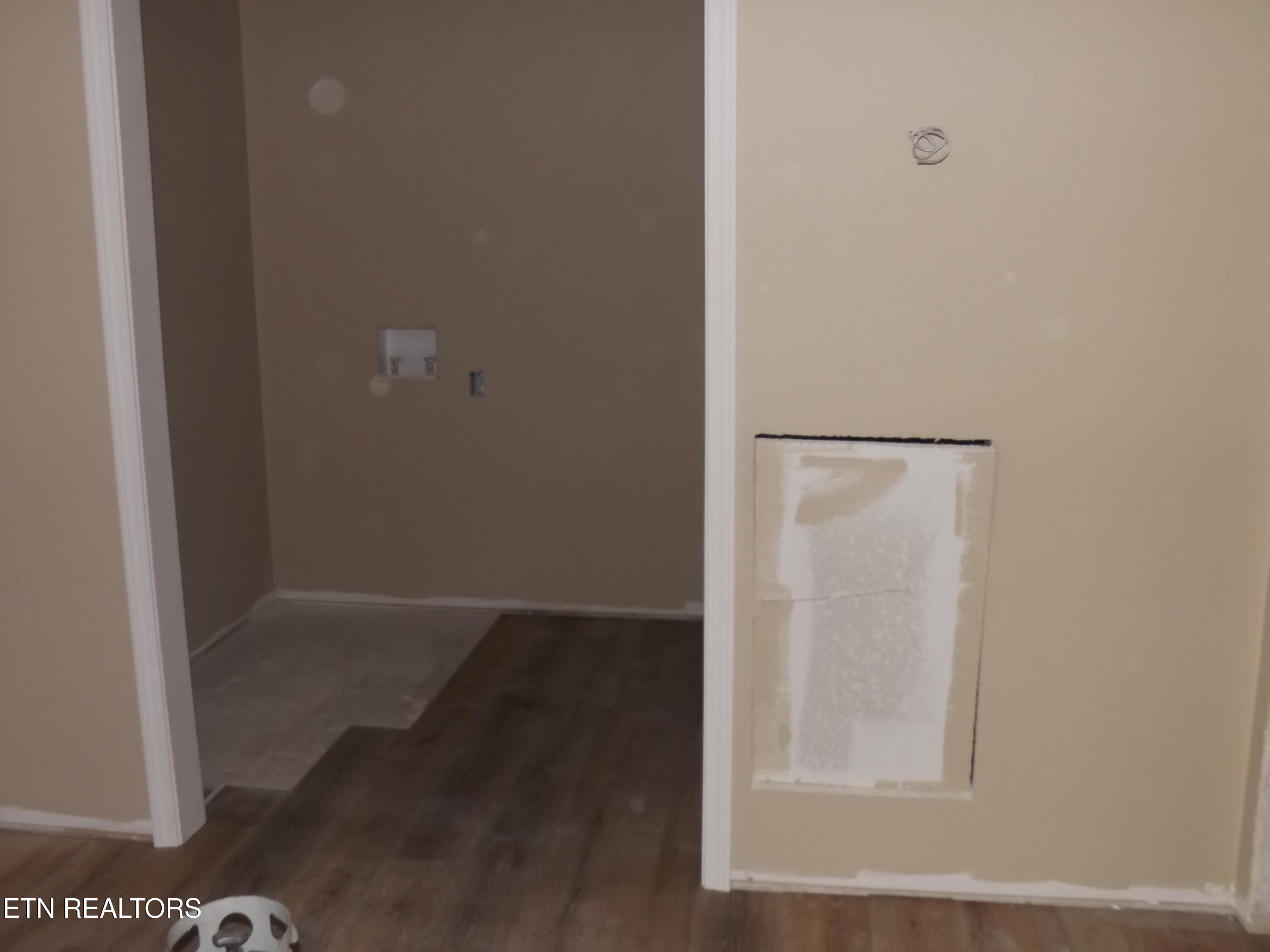 941 Shawanee Road Harrogate, TN 37752 - Photo 13 of 25 DSCF3818