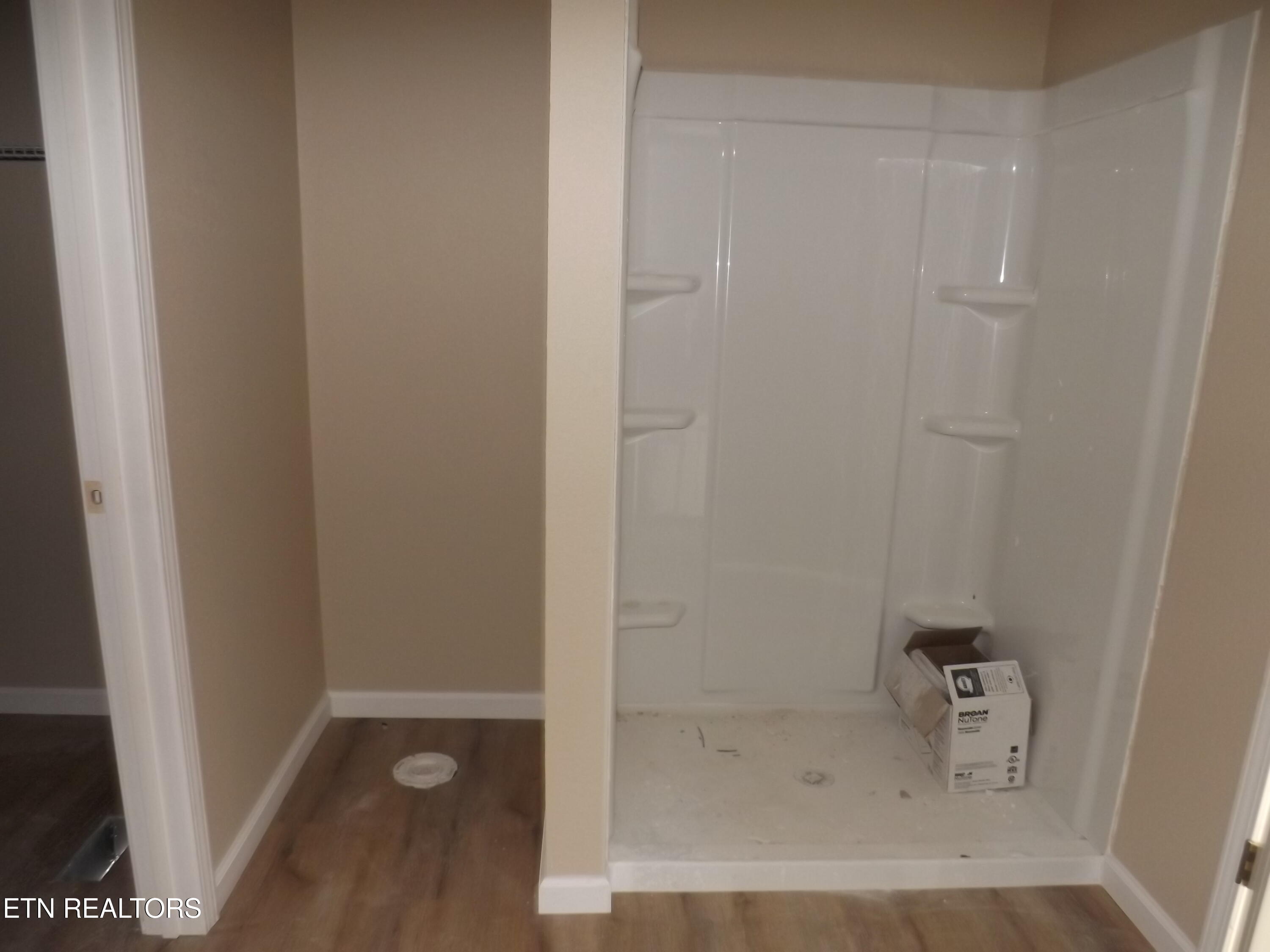 941 Shawanee Road Harrogate, TN 37752 - Photo 20 of 31 DSCF3941 - Copy