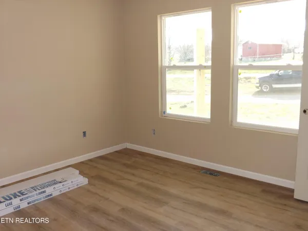 $415,000 | 941 Shawanee Road, Harrogate, TN 37752