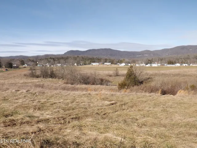 $415,000 | 941 Shawanee Road, Harrogate, TN 37752