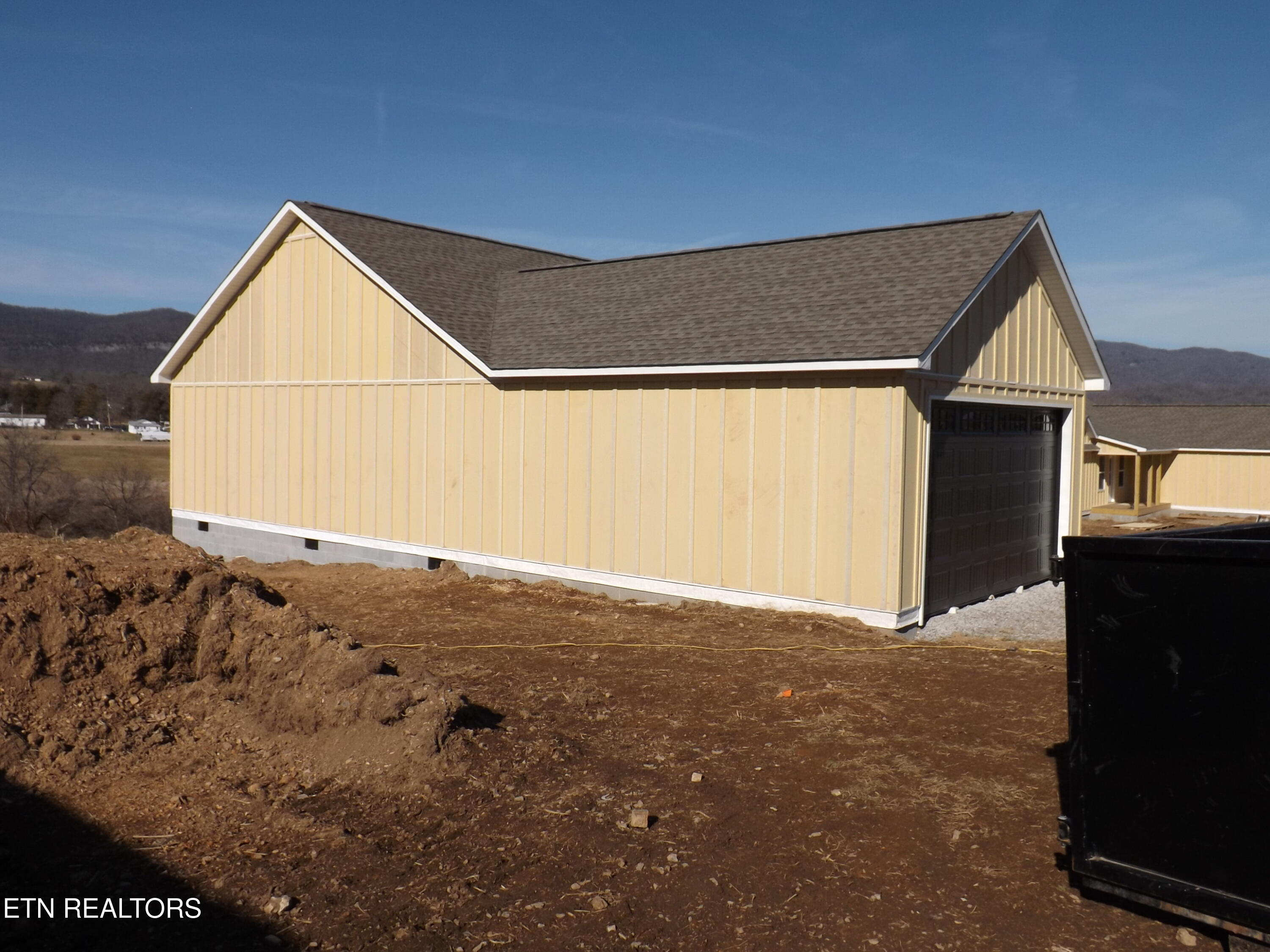 941 Shawanee Road Harrogate, TN 37752 - Photo 6 of 25 DSCF3632