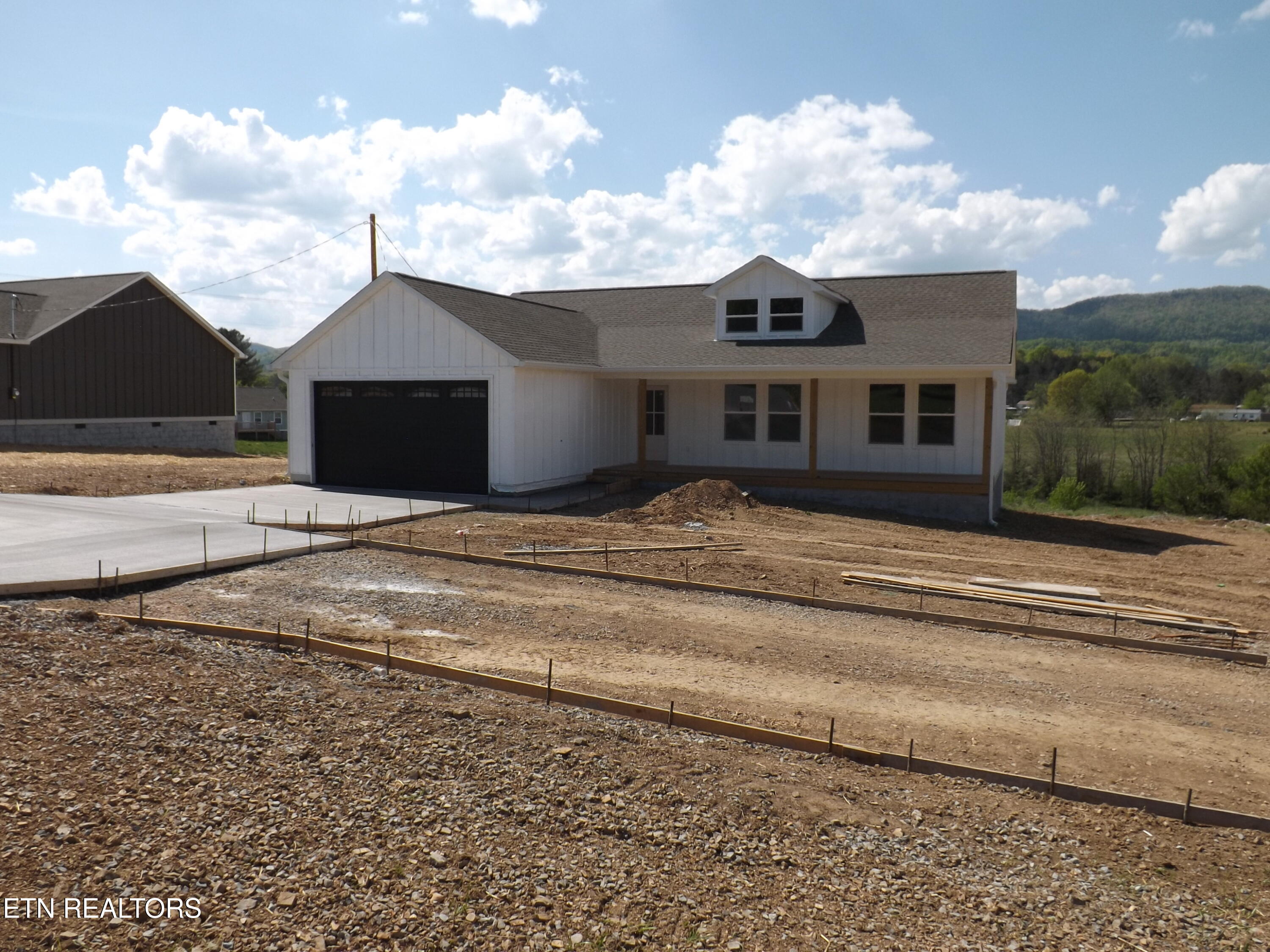 941 Shawanee Road Harrogate, TN 37752 - Photo 8 of 31 DSCF3931 - Copy