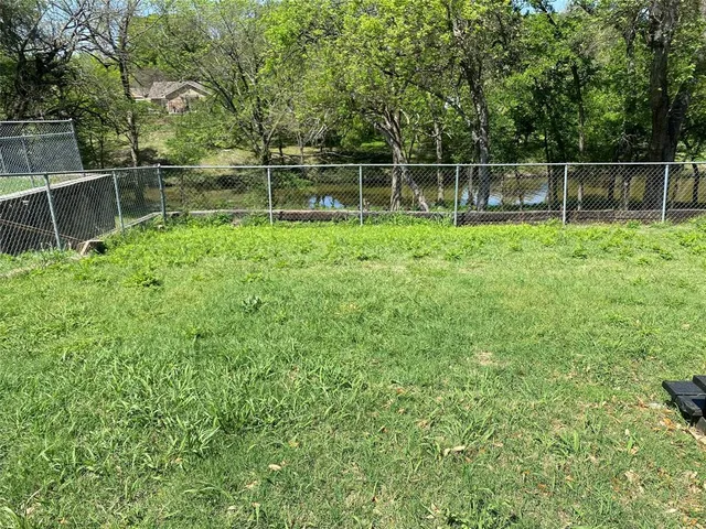 $329,000 | 5008 Edgewater Drive, Rowlett, TX 75088