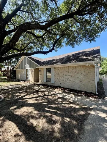 $329,000 | 5008 Edgewater Drive, Rowlett, TX 75088