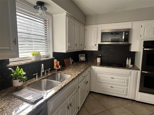 $329,000 | 5008 Edgewater Drive, Rowlett, TX 75088